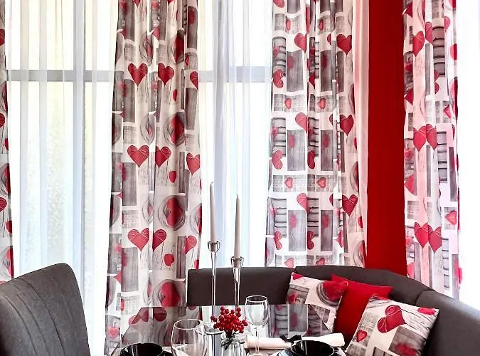 Flower House 3 Apartment