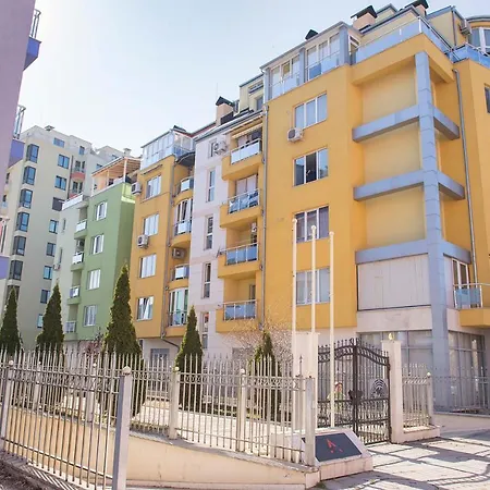 Apartment Flower House 3 Sofia